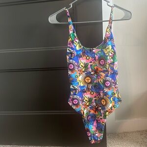 Kulani Kini one piece